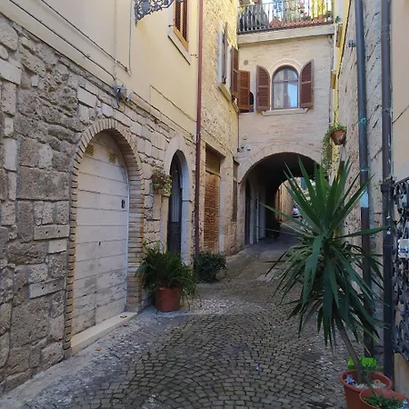 Rua Dell'arco 11 3* 아스콜리피체노